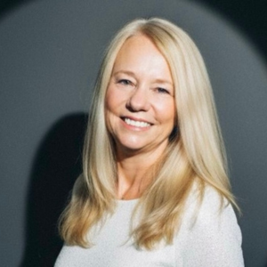 Lynda Schreiber ABR, CRS